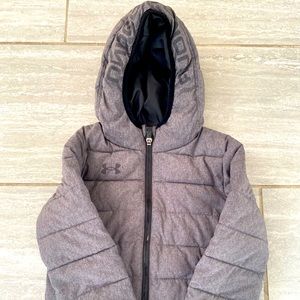Boys size 6 Under Armor puff jacke
